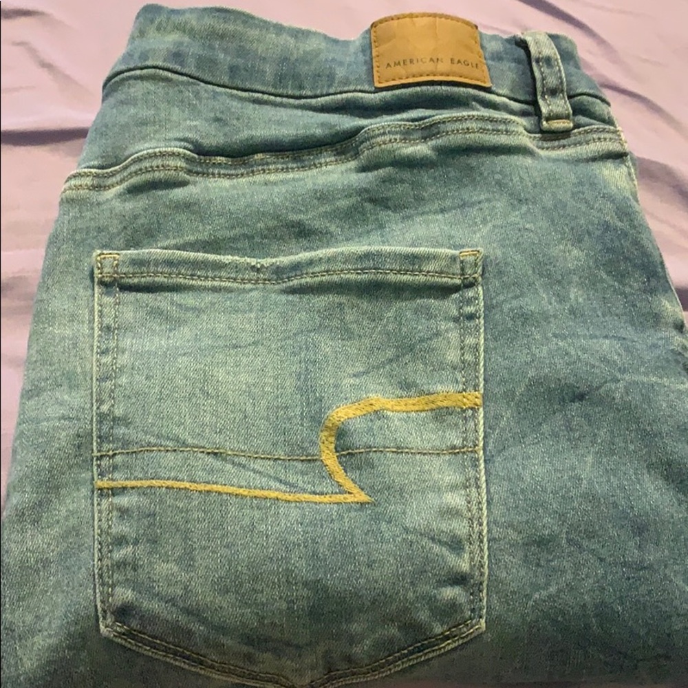 American Eagle curvy highest rise jegging.